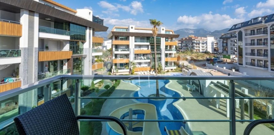 0+3 Apartment en Oba, Turkey No. 12909