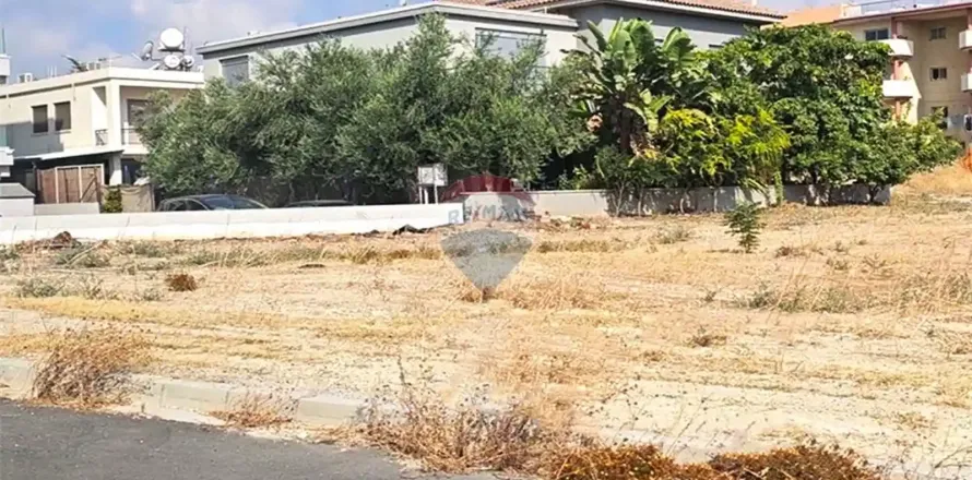 791m² Land en Agios Athanasios, Cyprus No. 36295