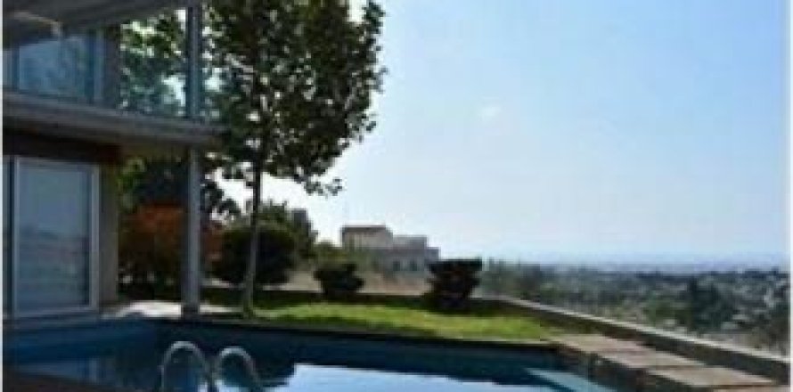 5 bedrooms Villa in Limassol, Cyprus No. 37583