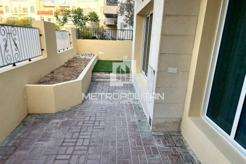 3 dormitorios Townhouse en Jumeirah Village Circle, UAE No. 6400 9