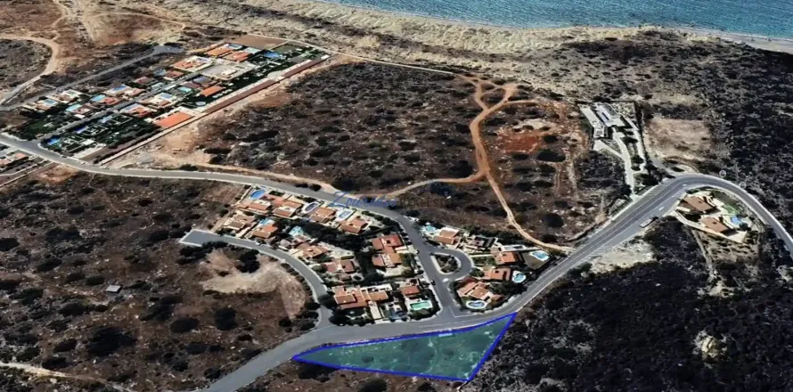 1844m² Land in Pissouri, Cyprus No. 41782