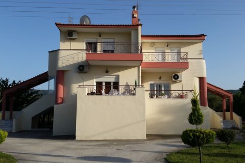 10 dormitorios House en Vasilika, Greece No. 60232 3