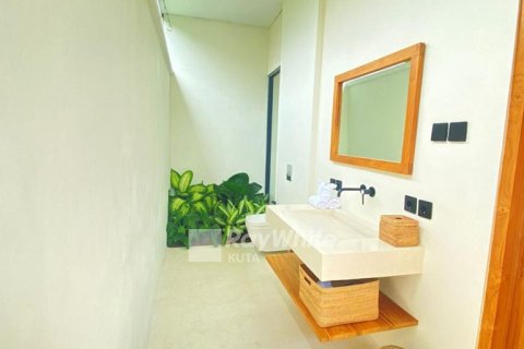 4 bedrooms Villa in Seminyak, Indonesia No. 23318 12