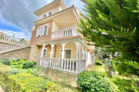 4 rooms Villa in Alanya, Turkey No. 21168 1