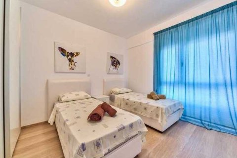 3 bedrooms Apartment in Germasogeia, Cyprus No. 52688 2