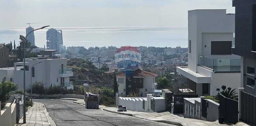 697m² Land en Limassol, Cyprus No. 72630