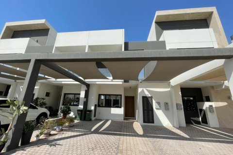 3 bedrooms Townhouse in Al Salam Street, UAE No. 7764 2