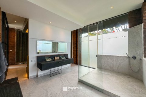 3 bedrooms Villa in Kerobokan, Indonesia No. 23381 11