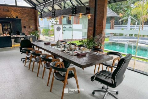 3 bedrooms Villa in Kerobokan, Indonesia No. 23381 15