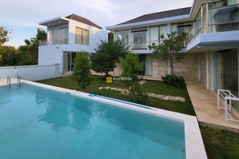 6 bedrooms Villa in Pecatu, Indonesia No. 23333 2