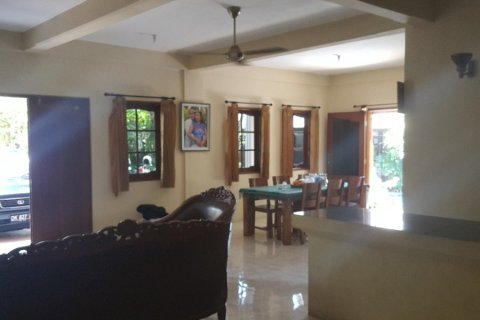 3 dormitorios Villa en Ketewel, Indonesia No. 23284 3