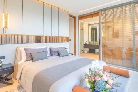 4 bedrooms Villa in Phuket, Thailand No. 2832 11