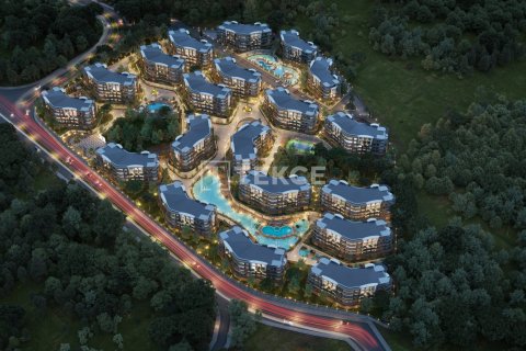 4+1 Apartment in Basiskele, Turkey No. 14097 19