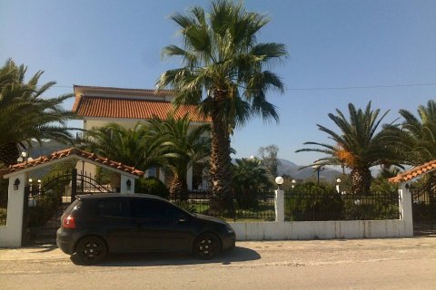 450m² Villa à Euboea, Greece No. 55767 3