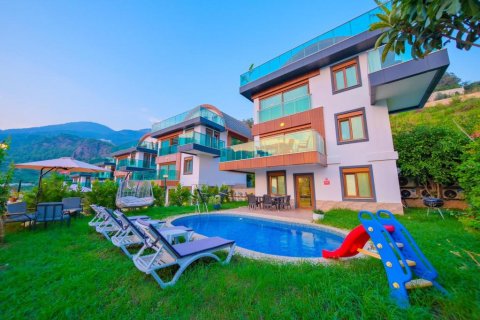 6 rooms Villa in Alanya, Turkey No. 21831 1