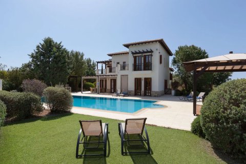 5 bedrooms Villa in Kouklia, Cyprus No. 53211 15