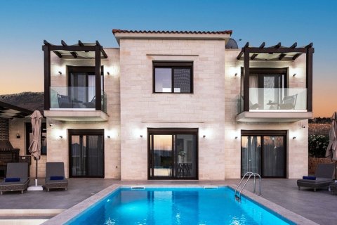 3 bedrooms Villa in Chania, Greece No. 52361 1