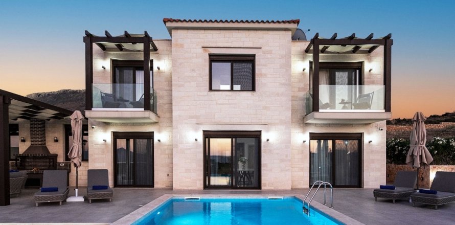 3 bedrooms Villa in Chania, Greece No. 52361