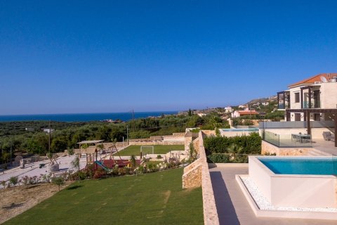 3 bedrooms Villa in Chania, Greece No. 52361 5