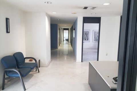 440m² Building in Kalamaria, Greece No. 57689 20