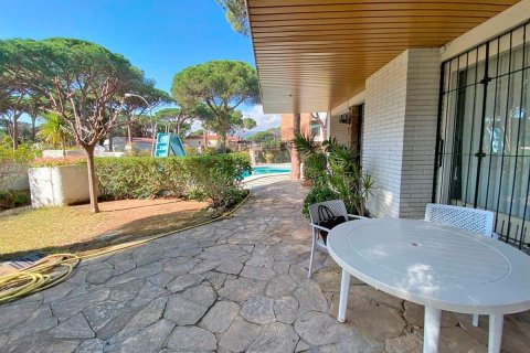 6 dormitorios House en Castelldefels, Spain No. 25442 3