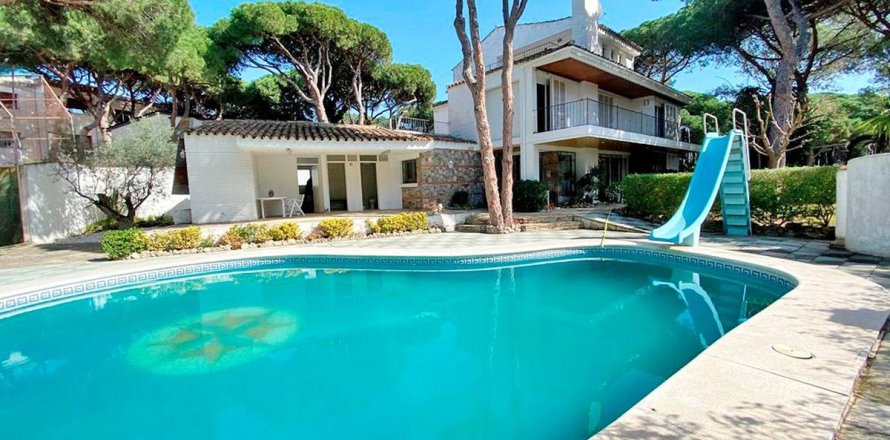 6 dormitorios House en Castelldefels, Spain No. 25442