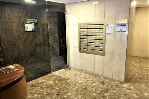 5 dormitorios Apartment en Alicante, Spain No. 25532 4