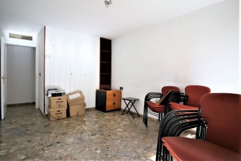 5 dormitorios Apartment en Alicante, Spain No. 25532 24