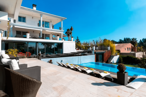 6 dormitorios House en Teia, Spain No. 25404 8