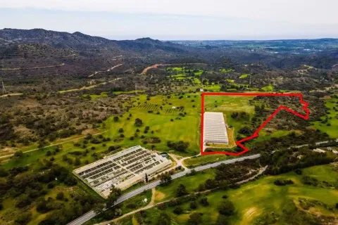 66220m² Land en Kornos, Cyprus No. 35470 2