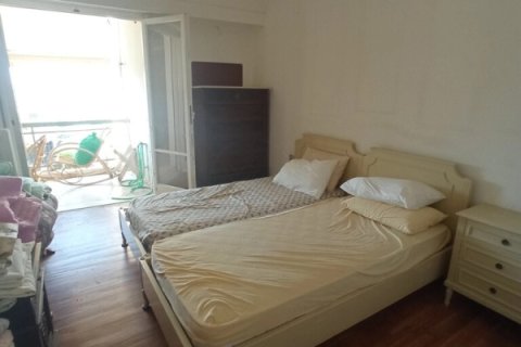 3 bedrooms Apartment in Athens, Greece No. 48431 8