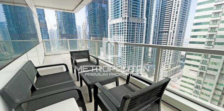 2 dormitorios Apartment en MAG 218, UAE No. 10488