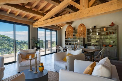 5 chambres Villa à Châteauneuf-Grasse, France No. 69041 11