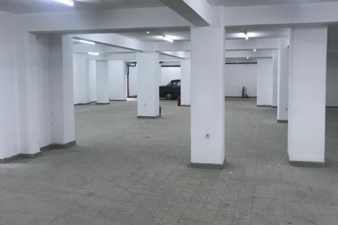 540m² Commercial property en Thessaloniki, Greece No. 48772 1