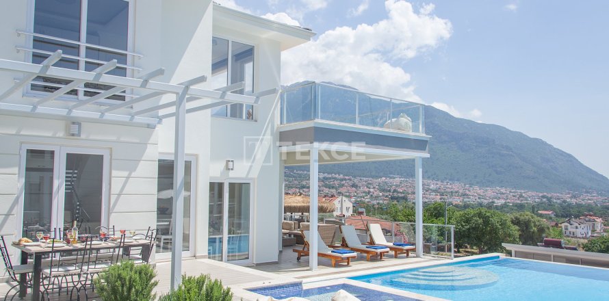 4+1 Villa en Fethiye, Turkey No. 16976