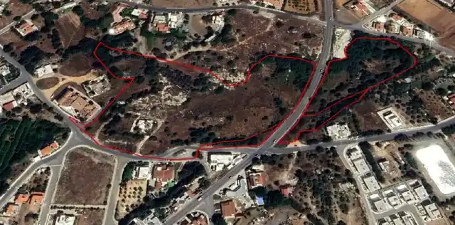 34255m² Land in Empa, Cyprus No. 44089