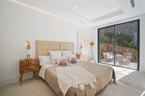 4 bedrooms Villa in Rio Real, Spain No. 27069 6