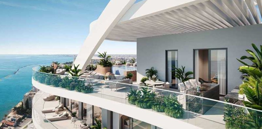 4 bedrooms Penthouse in Germasogeia, Cyprus No. 77372