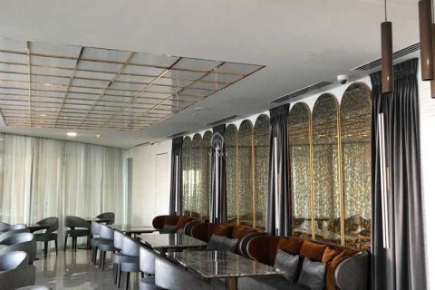 3 bedrooms Penthouse in Germasogeia, Cyprus No. 77373 14