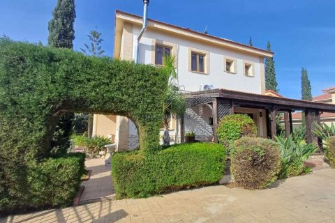 4 dormitorios House en Aradippou, Cyprus No. 75692 3