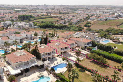 5 dormitorios House en Paralimni, Cyprus No. 75696 2