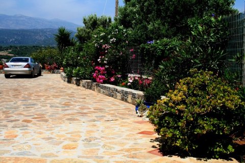 290m² Villa en Agios Nikolaos, Greece No. 54929 4