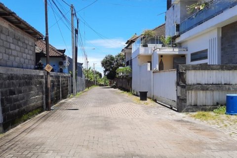 4 bedrooms House in Kerobokan, Indonesia No. 23191 9