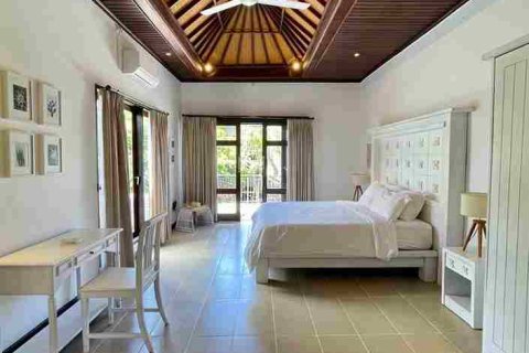 3 bedrooms Villa in Seminyak, Indonesia No. 52986 27