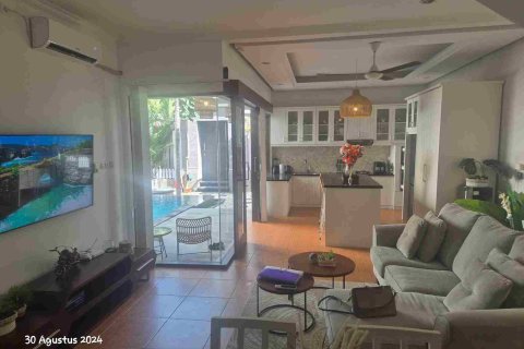 3 bedrooms Villa in Seminyak, Indonesia No. 52986 5