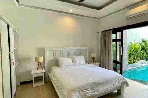 3 bedrooms Villa in Seminyak, Indonesia No. 52986 30