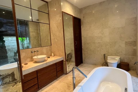 3 bedrooms Villa in Seminyak, Indonesia No. 52985 4