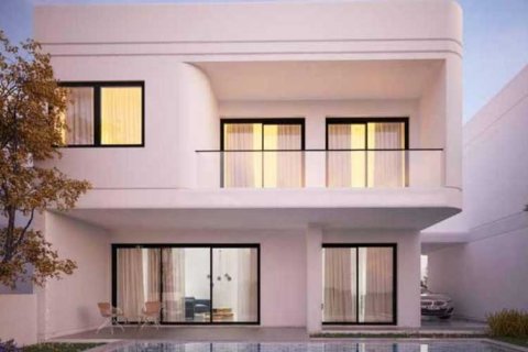 4 bedrooms Villa in Strovolos, Cyprus No. 66589 1