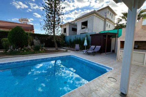 4 dormitorios House en Limassol, Cyprus No. 66585 2