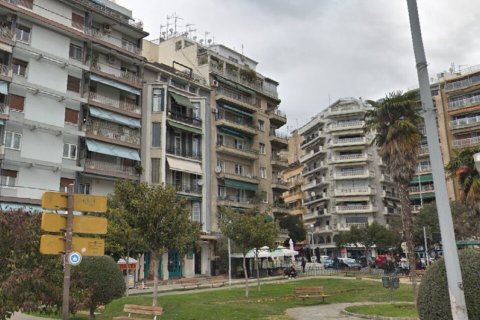 2 bedrooms Apartment in Thessaloniki, Greece No. 48623 1